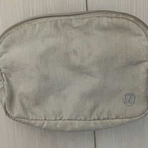 lululemon athletica Gray Toiletry Bag Minimalist Design
